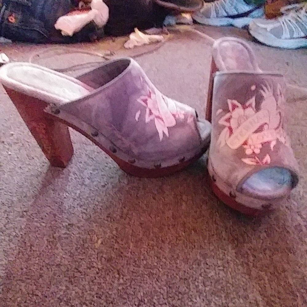 Sz8 Ed Hardy Heels